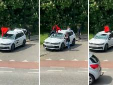 Duitser gaat door het lint op auto van vriend in Winterswijk: ‘Hör auf!’