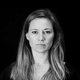 Vlaamse actrices zingen Tom Helsen