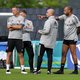 Assistent-bondscoach, kijk ons recht in de ogen en zeg ons dat je onmisbaar bent