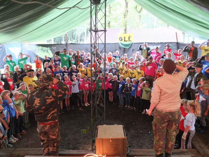 Beeld van het Kinderdagkamp Eibergen van vorig jaar: het Camouflakziejounie-kamp.