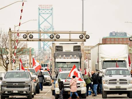 Blokkade grensbrug VS door Canadese truckers bedreigt auto-industrie
