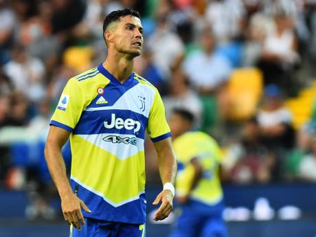 Cristiano Ronaldo denkt Juventus als invaller te redden, maar goal in extra tijd wordt afgekeurd
