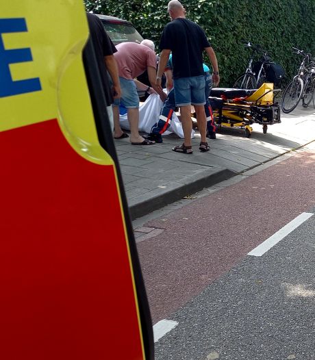 Vrouw loopt meerdere verwondingen op na val van fiets in Groesbeek
