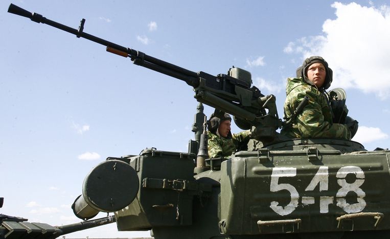 Russische militairen in Volgograd tijdens een militaire oefening op 3 april. Beeld AFP