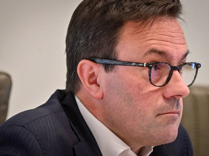 CEO van VRT Frederik Delaplace onder vuur over royale exclusiviteitscontracten: “En nu zal ik stoppen voor ik venijnig word”