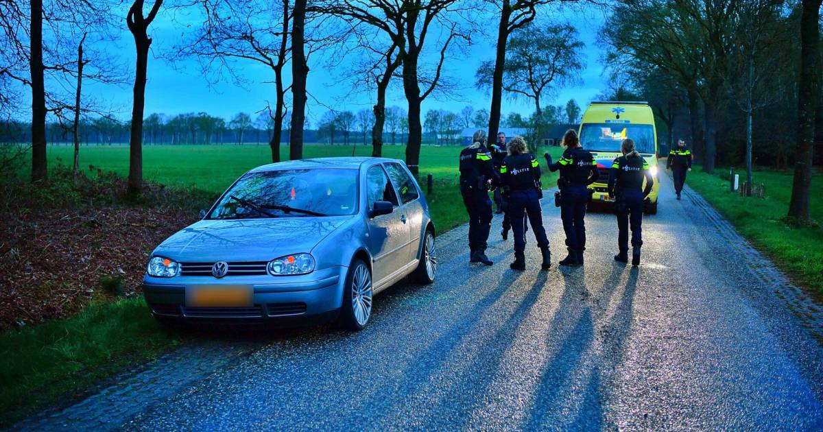 Auto beschoten in Casteren, inzittende gewond geraakt | 112 nieuws Bladel