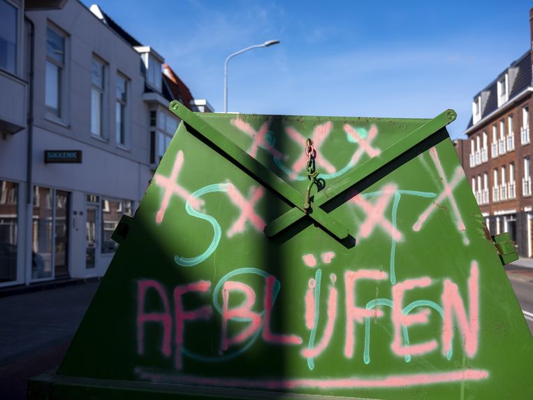 Gebrekkige spelling op een container in Haarlem. Beeld ANP / Herman Wouters