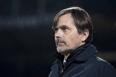 Cocu is woest: We moeten ons kapot schamen