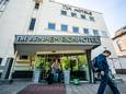 Het NH Rijnhotel in Arnhem is een van de plekken waar op korte termijn vluchtelingen worden opgevangen