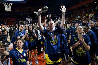 Emma Meesseman wint voor zesde (!) keer de EuroLeague: “Blij om deel uit te maken van legendes”
