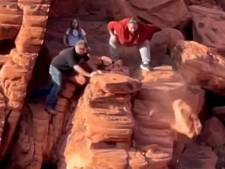 VIDEO | Amerikaanse staat Nevada zoekt mannen die historische rotsformatie vernielden