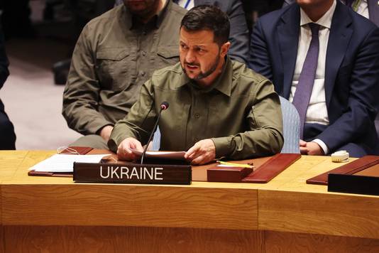 De Algemene Vergadering van de VN moet de bevoegdheid krijgen om een veto te overwinnen, zei Zelensky.