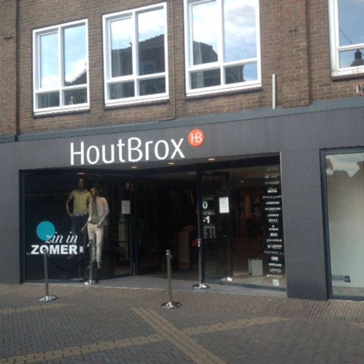Doorstart voor elf winkels failliet HoutBrox Default gelderlander