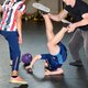 In ‘Football meets Dance’ laten professionele dansers, acteurs en buurtkinderen de energie bruisen