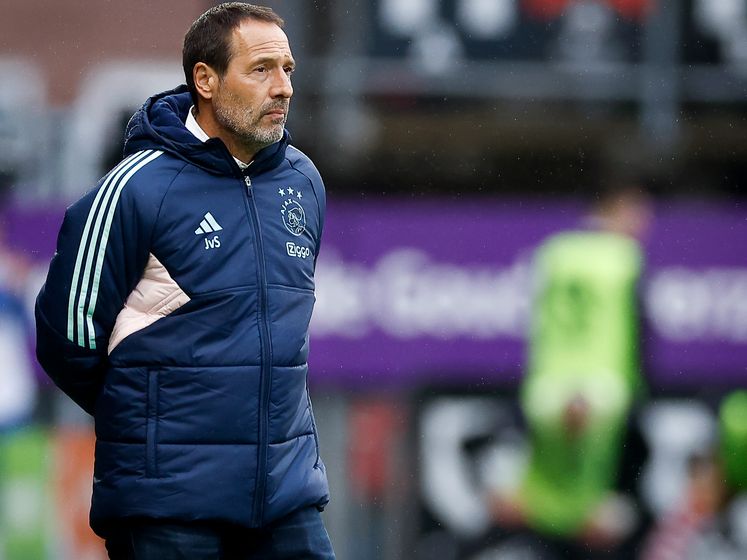 John van 't Schip praat over andere rol bij Ajax: 'Ik stop als hoofdtrai­ner'