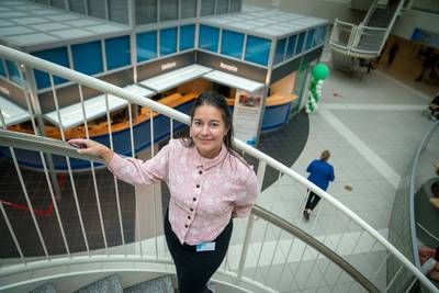 Rijnstate kiest in Elst voor andere ontvangst: ‘Wij gaan wel balieloos, maar zeker niet mensloos wer