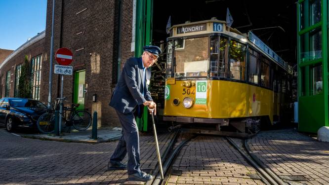 Lekker in historische trams langs toeristische hotspots? Straks kan dat misschien niet meer 