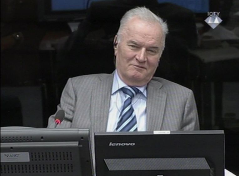 Ratko Mladic in Den Haag vorig jaar. Beeld AP