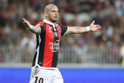 Sneijder debuteert met zege voor Nice