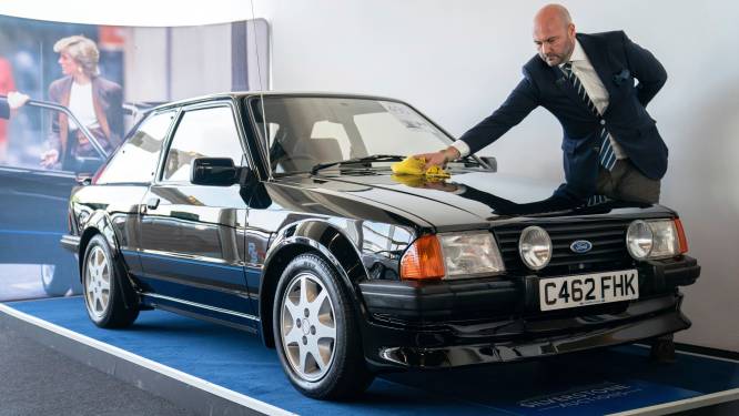 Auto van prinses Diana geveild voor 765.000 euro