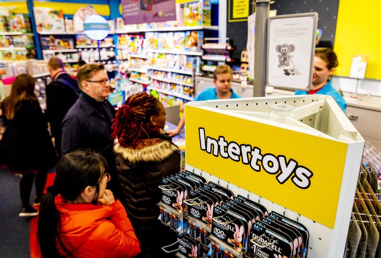 Consumenten verzilverden vorige maand massaal cadeaubonnen van Intertoys. Beeld ANP