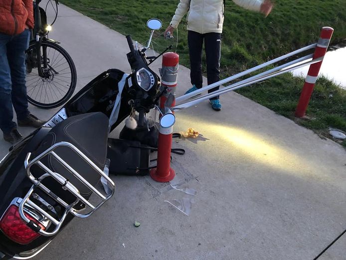 Marijn Jansen kwam met haar scooter ten val door de ducttape.