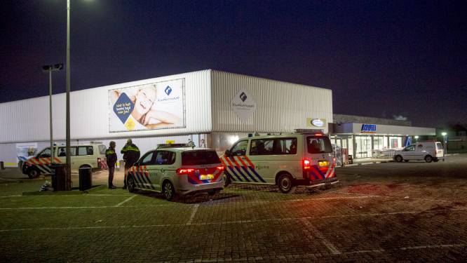 Gewapende overval op Aldi in Roosendaal, daders op de vlucht