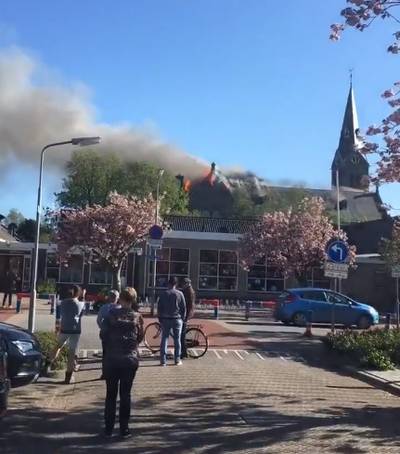 Uitslaande brand in kerk in Limmen