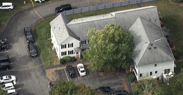 In deze woning zijn vijf mensen uit hetzelfde gezin dood gevonden.