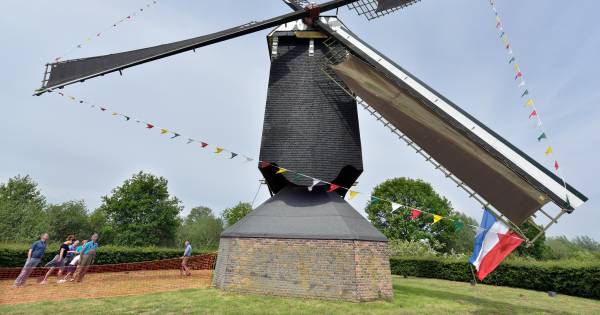 Opgeknapte Maasmolen: het piept en het kraakt, maar het draait