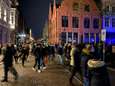 Opnieuw zéér druk in Brugse binnenstad: duizenden wandelaars brengen bezoek aan Wintergloed