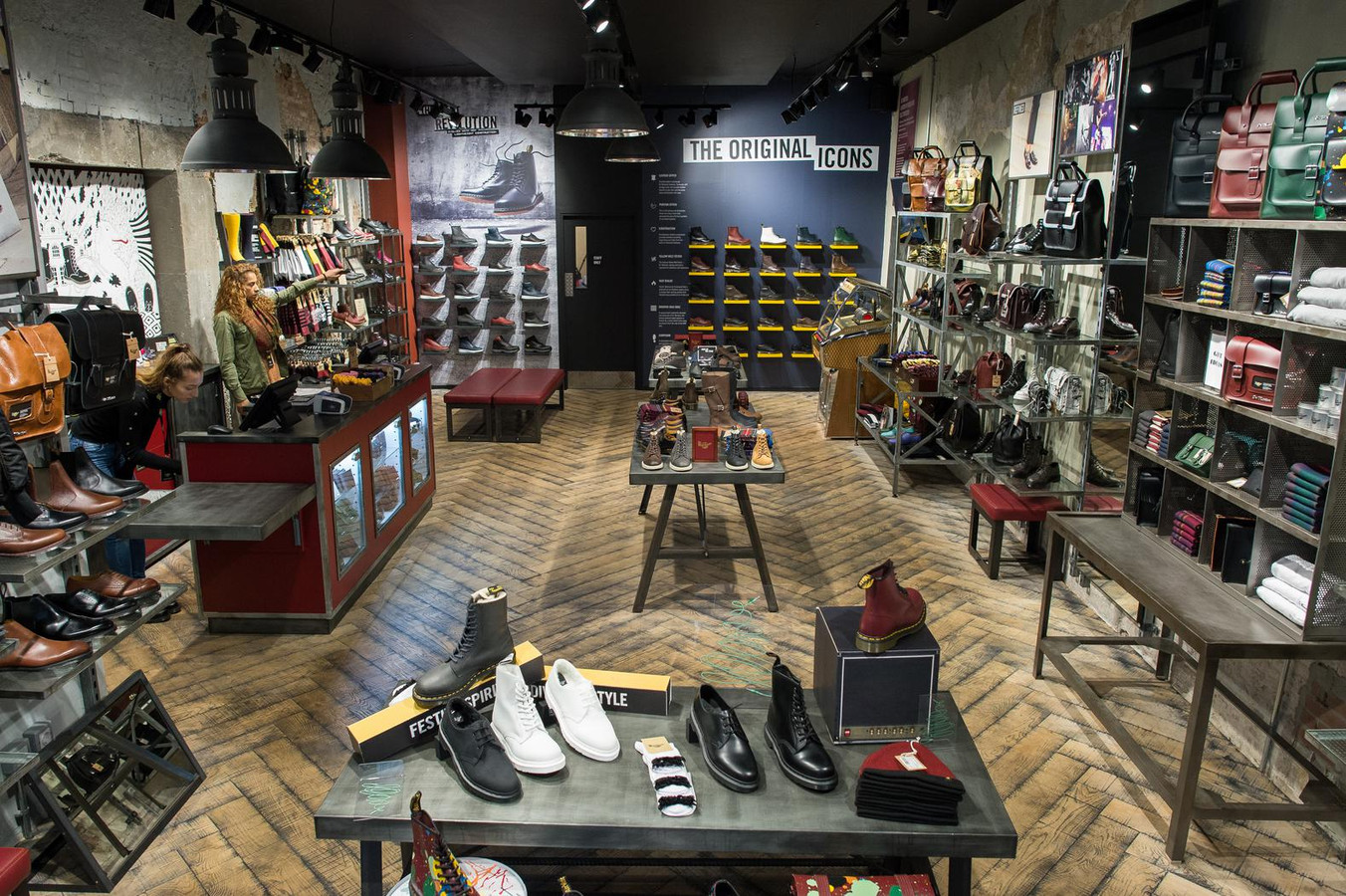 Dr. Martens opent vestiging in Den Haag Foto AD