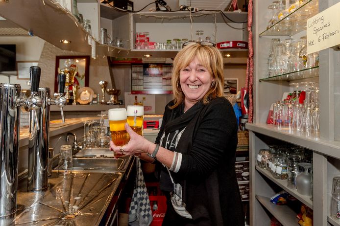 Nancy De Rijck was 20 jaar geleden een van de eersten die Win For Life won. Nu heeft ze een café in Haaltert.