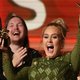 Adele grote winnaar in politiek beladen Grammy-show
