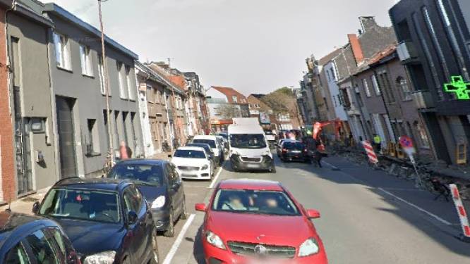 Fietser aangereden op Antwerpsesteenweg: slachtoffer gewond naar ziekenhuis
