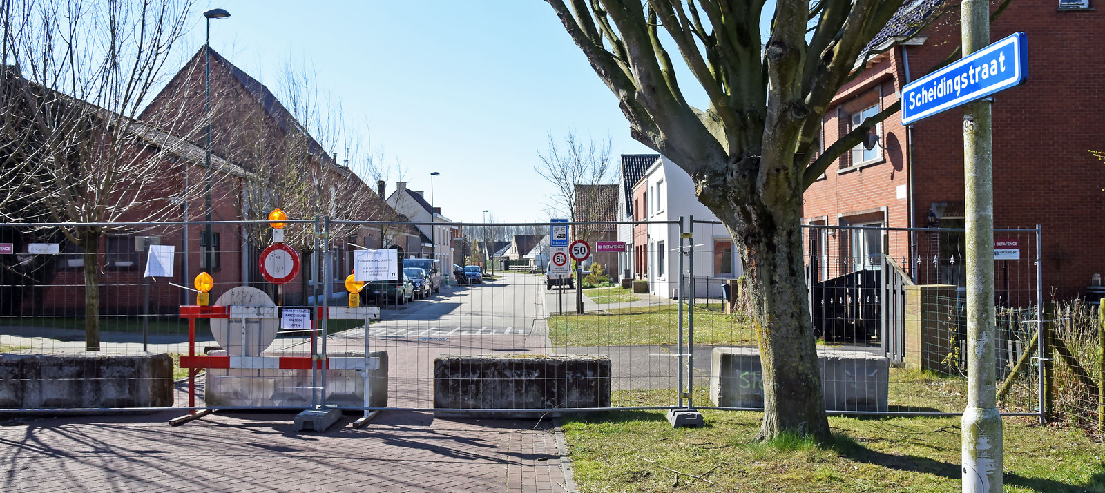 Gaat de grens open of blijft die dicht? België beslist Foto