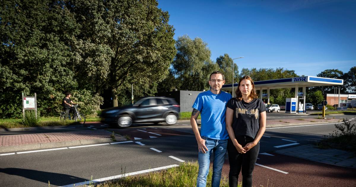 Meisje overleeft zwaar ongeval op Oldenzaalsestraat in Hengelo, ouders doen oproep aan scholieren: ‘Kijk goed om je heen’.