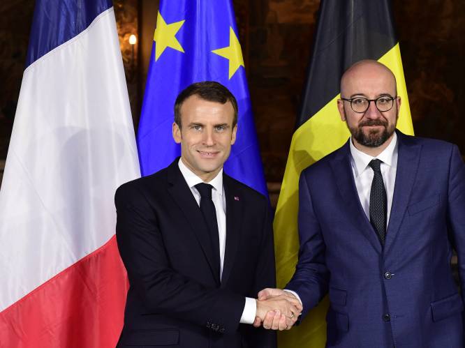 Macron spreekt steun uit voor VN-migratiepact tijdens bezoek aan België: “Niet-dwingende tekst”