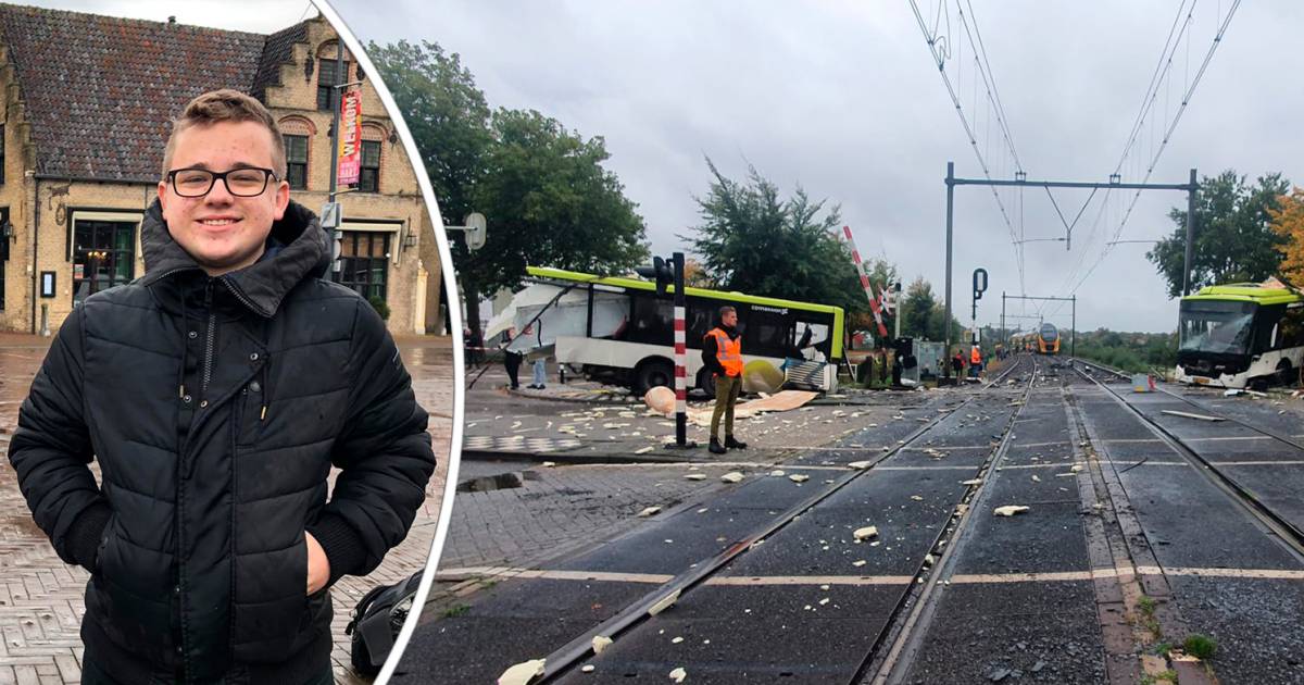 Tiemo zag botsing met bus vanuit de trein: ‘Ik vroeg me meteen af of die vol zat’.