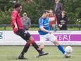 Byron Burgering (hier op archiefbeeld) zorgde in de slotfase met drie doelpunten alsnog voor een overwinning bij GVVV.