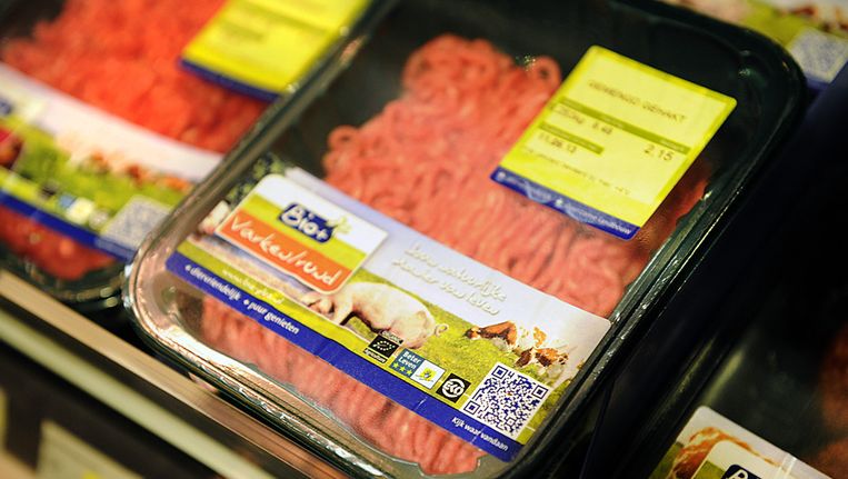Vlees met het keurmerk 'Beter Leven Vlees'. Beeld anp