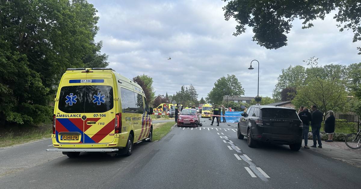 Ernstig ongeval Harskamp: scooterrijder raakt zwaargewond.