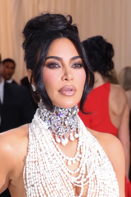Kim Kardashian n’a pas tant confiance en elle: “Dans la chambre à coucher, les lumières doivent être éteintes”