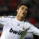 Hattrick Ronaldo houdt Real Madrid in titelrace