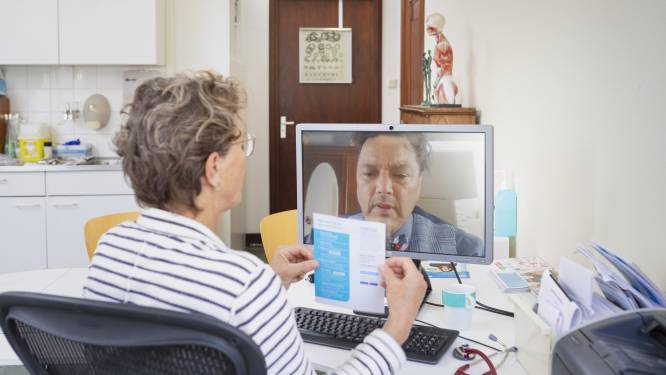 Lang wachten aan telefoon en weinig contact met de dokter: patiënten vinden huisarts moeilijker bereikbaar