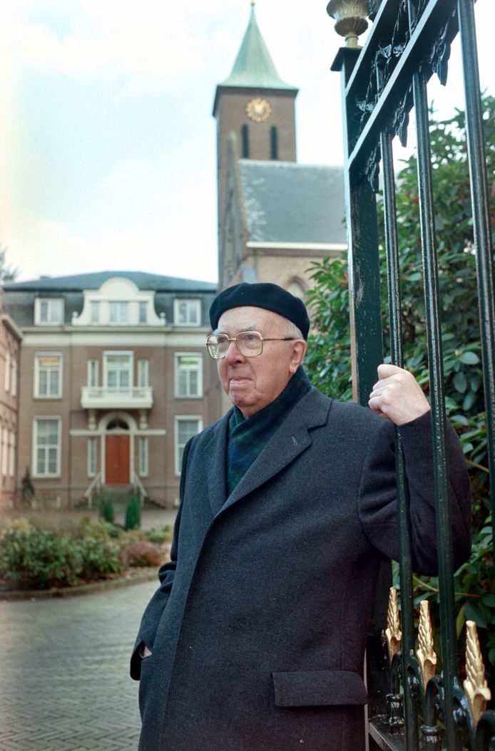 Kardinaal Willebrands in 1997 in Denekamp.