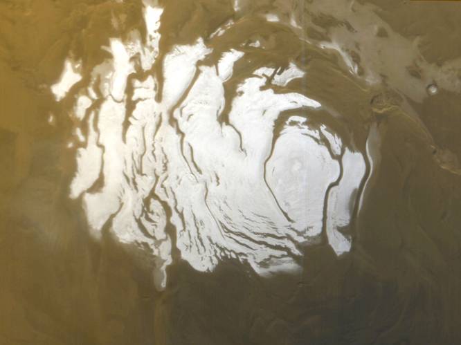 Groot meer met vloeibaar water gevonden op planeet Mars