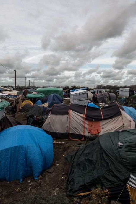 La maire de Calais demande une "reprise en main rapide" de la "Jungle"