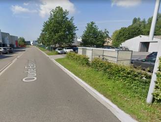 Motorijder (23) raakt lichtgewond na aanrijding in Nazareth 
