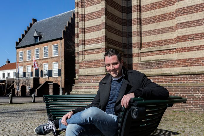 Ronald Damen, initiatiefnemer van Brabant Zoals Het Was, met daaronder inmiddels tientallen Facebookplatforms met heemkundige en sociale onderwerpen in met name de Brabantse kernen, waaronder Oirschot.